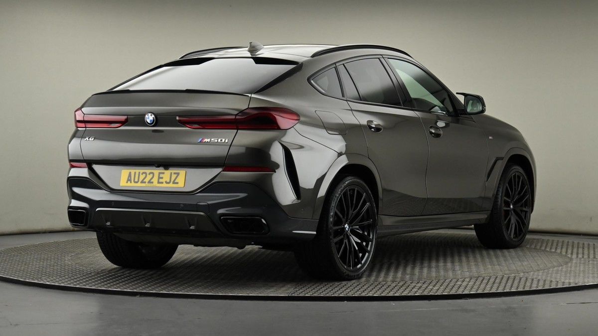 BMW X6 Image 26