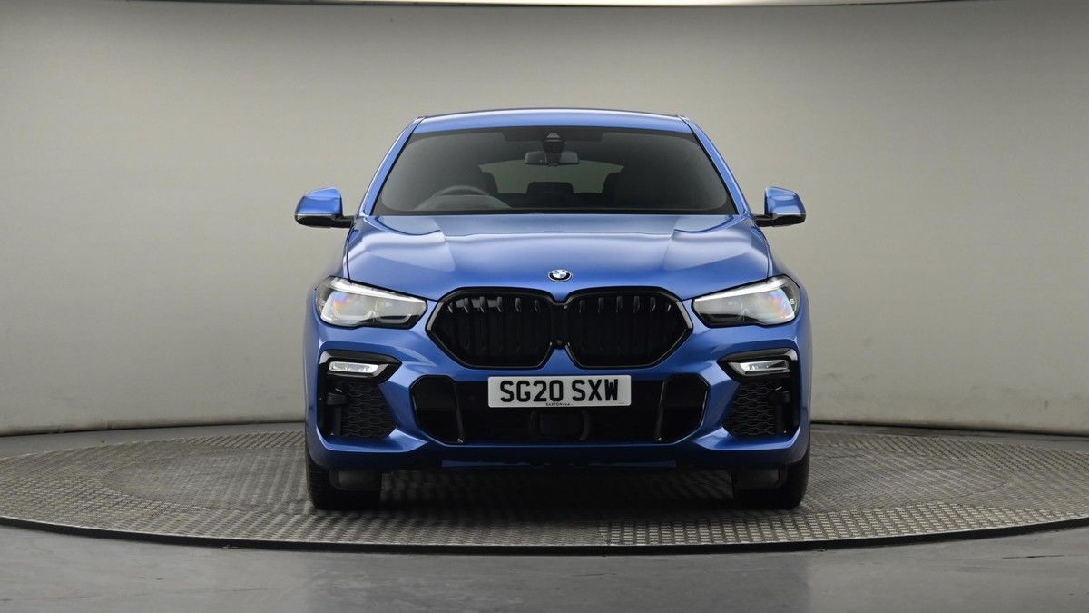 BMW X6 Image 21