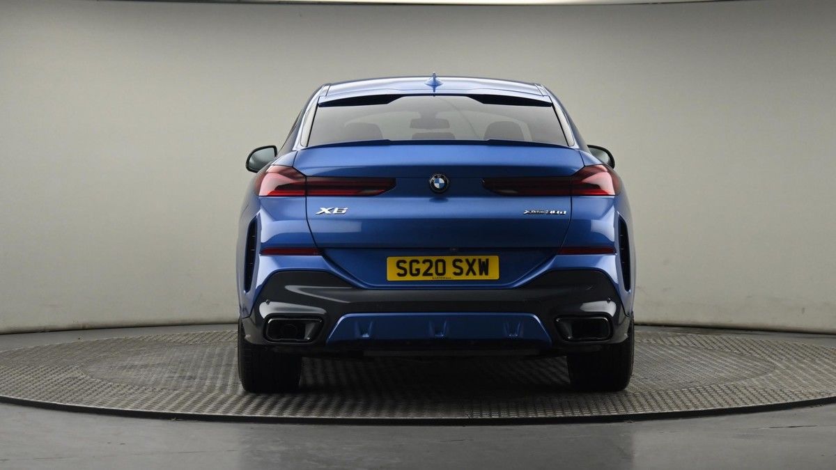 BMW X6 Image 25