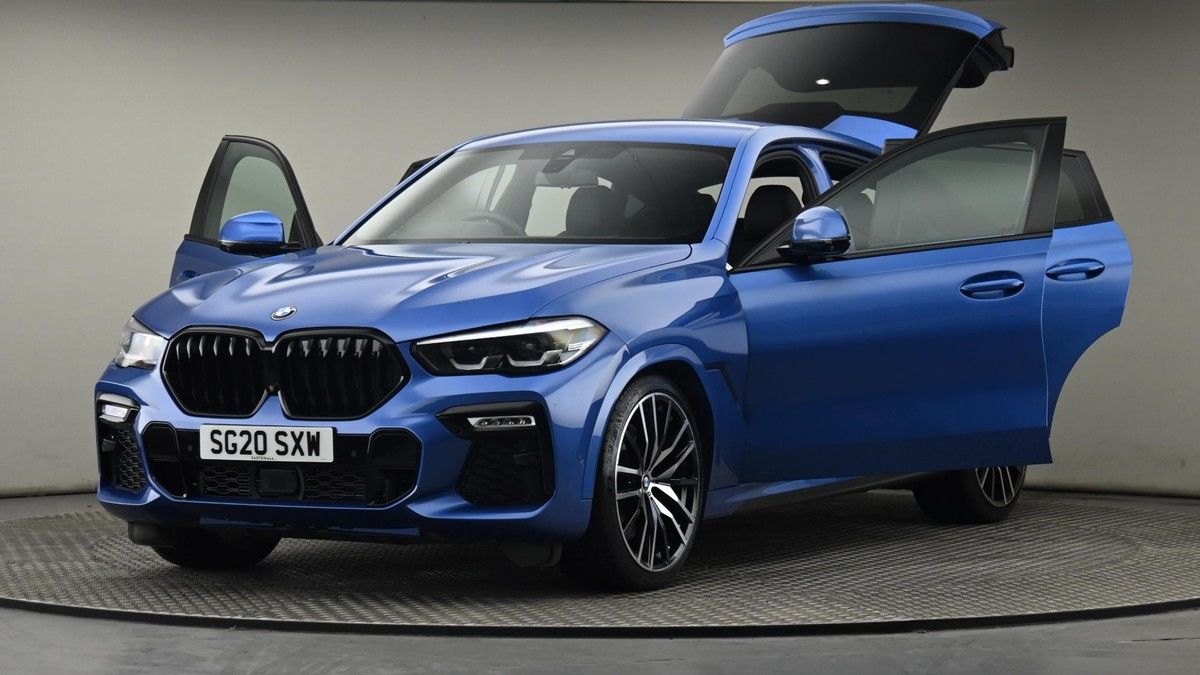 BMW X6 Image 28