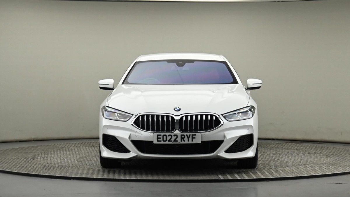 BMW 8 Series Image 21