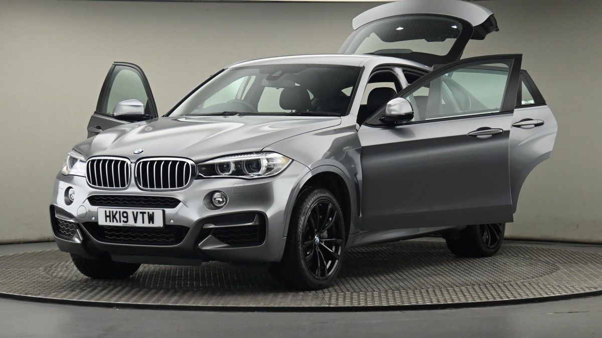 BMW X6 Image 28