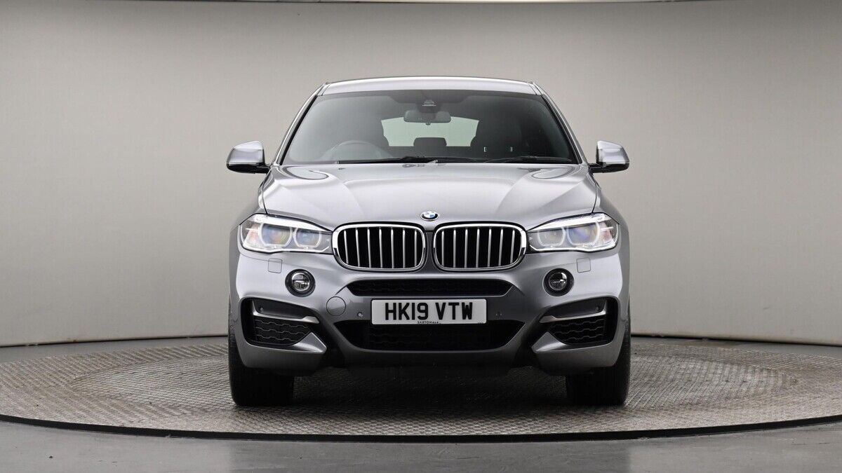 BMW X6 Image 21