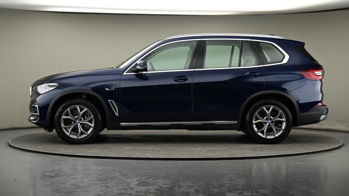 BMW X5 Image 23