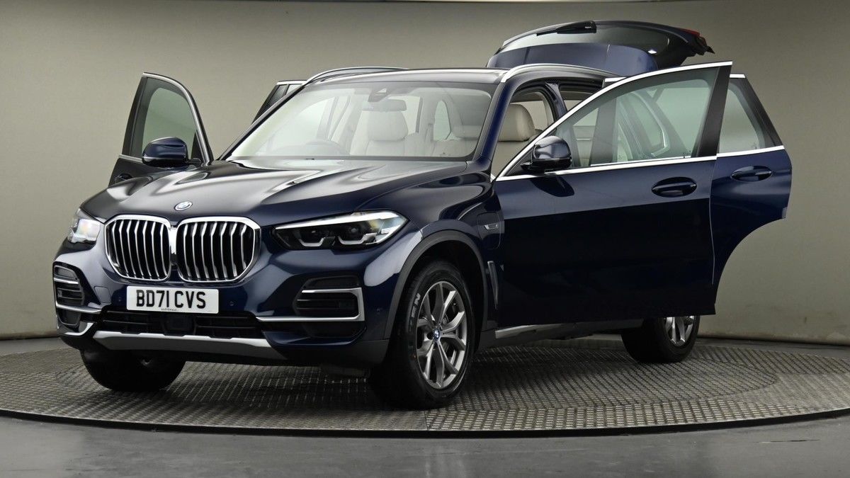 BMW X5 Image 28