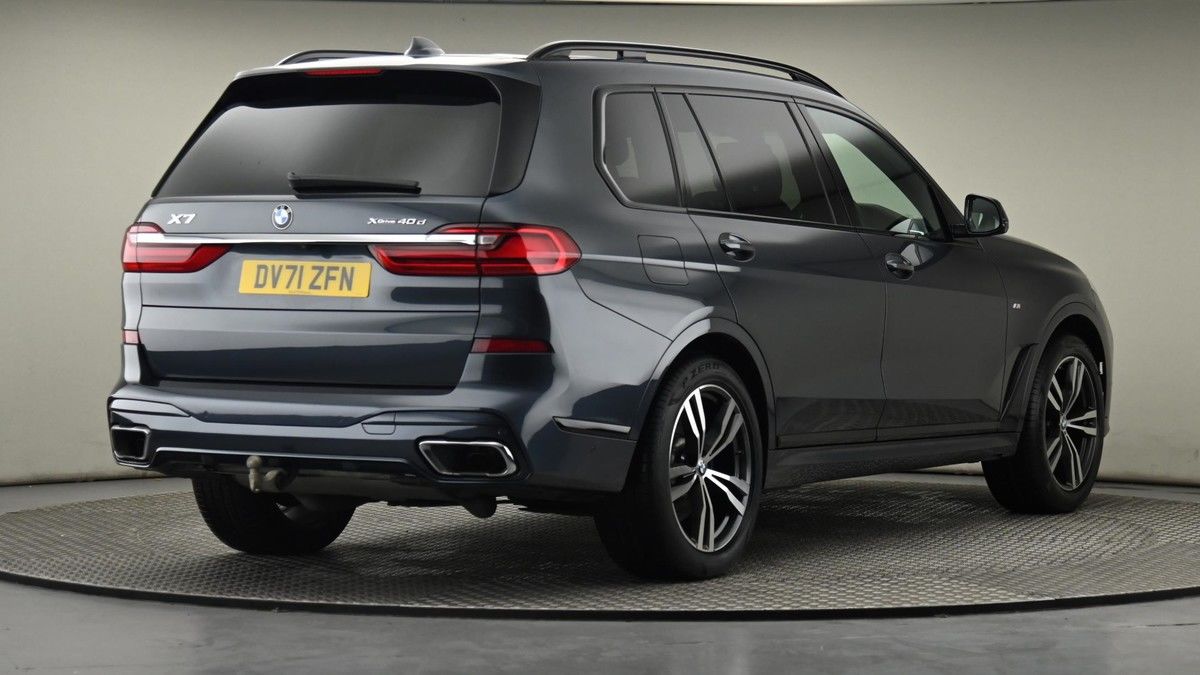 BMW X7 Image 26