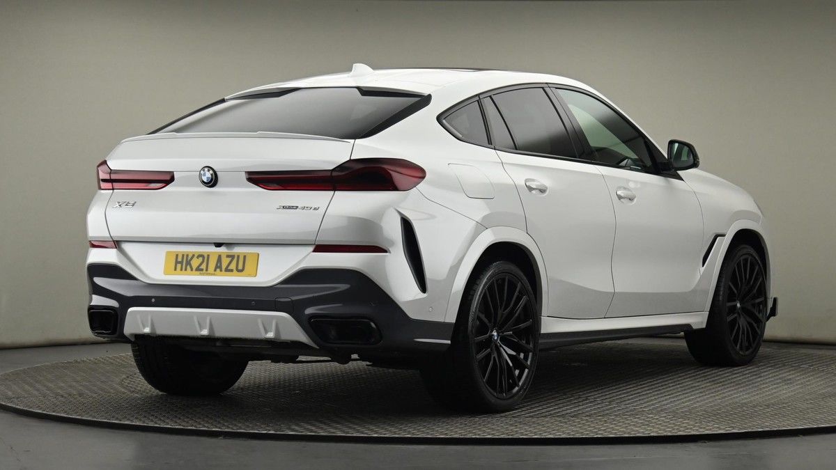 More views of BMW X6