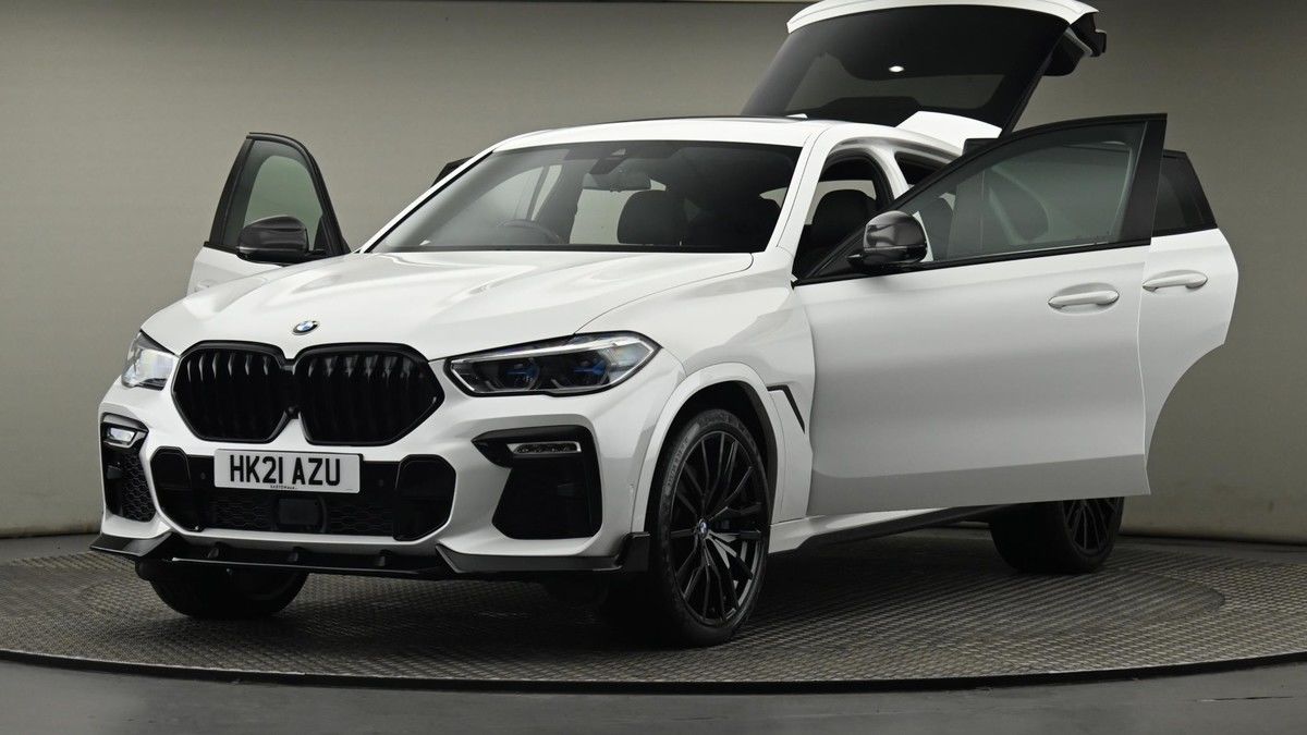 BMW X6 Image 28