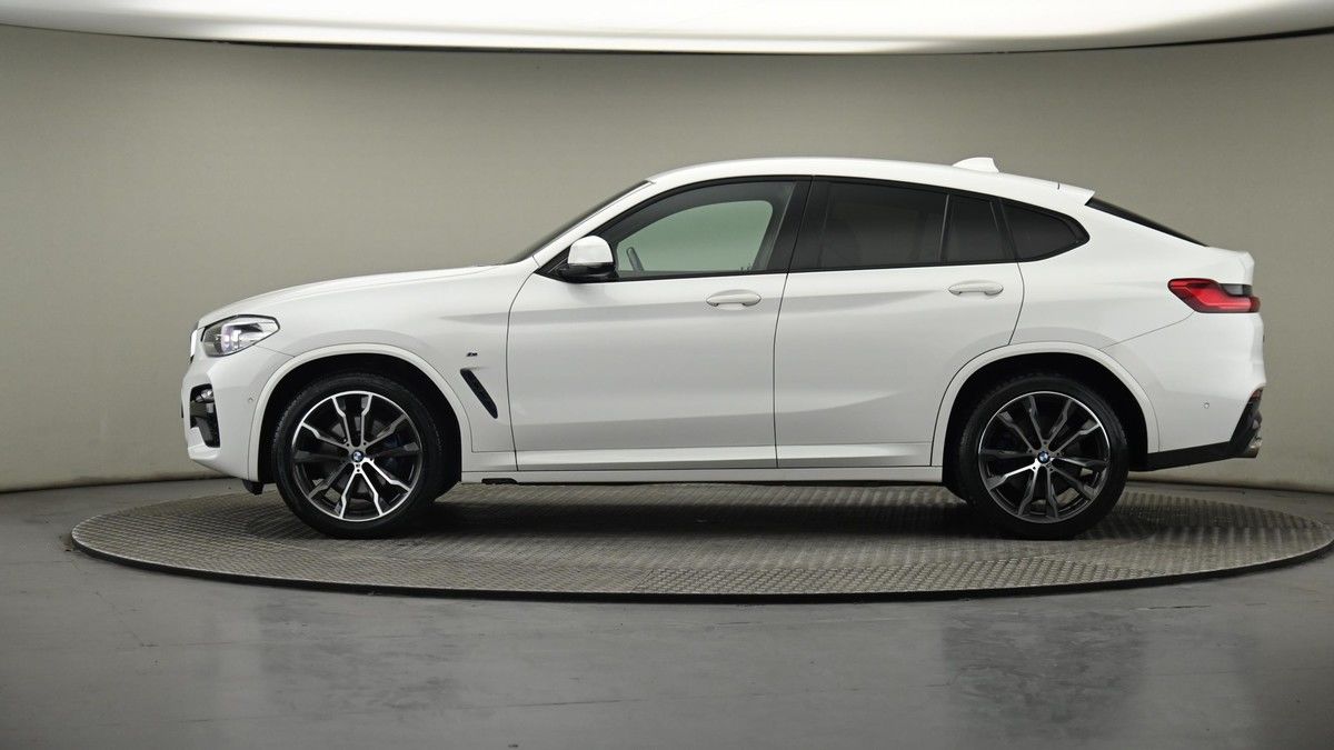 BMW X4 Image 23