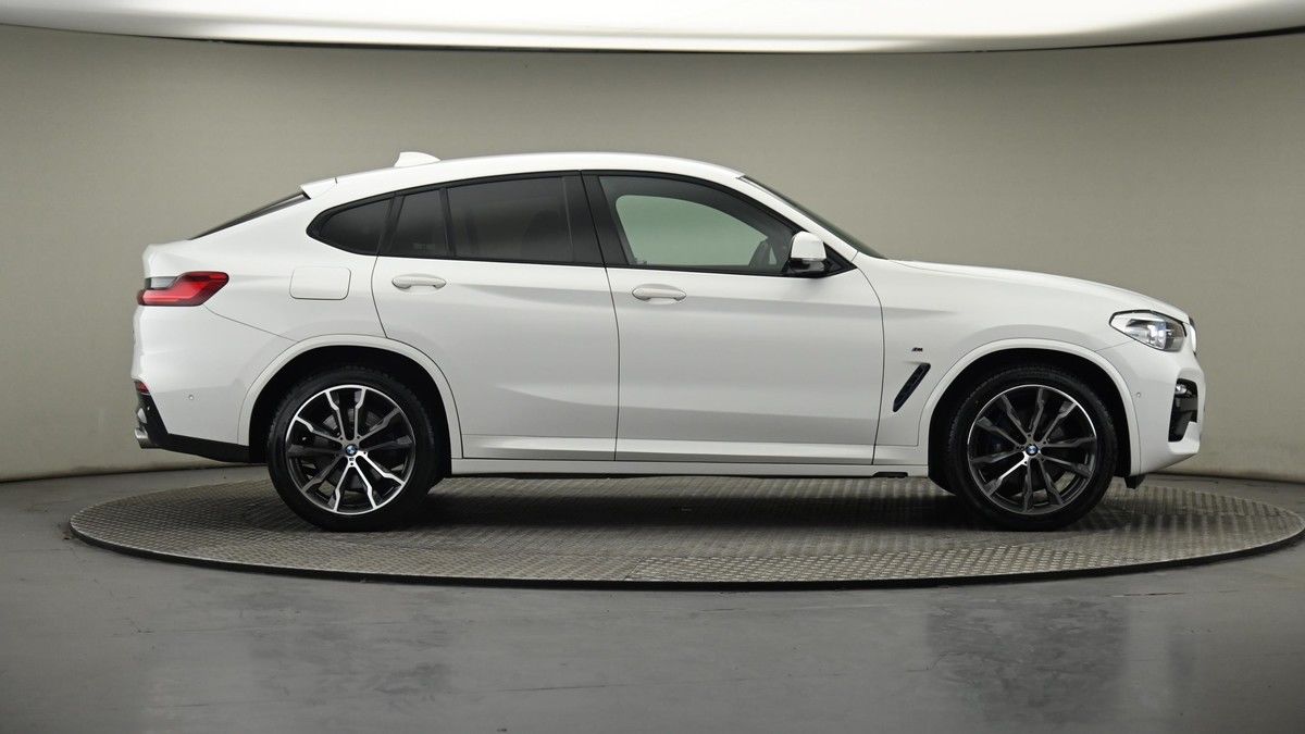 BMW X4 Image 27