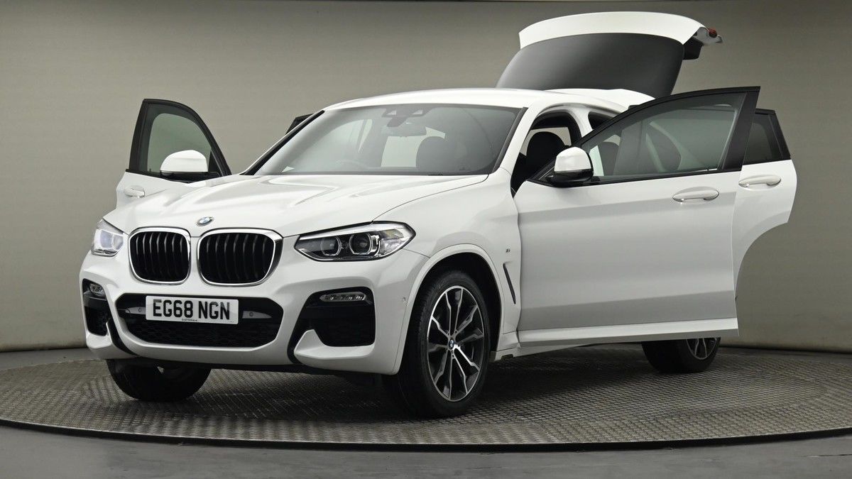 BMW X4 Image 28