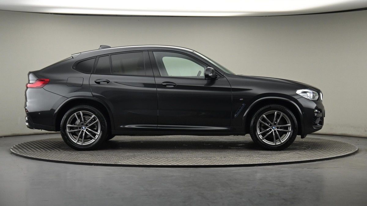 BMW X4 Image 27