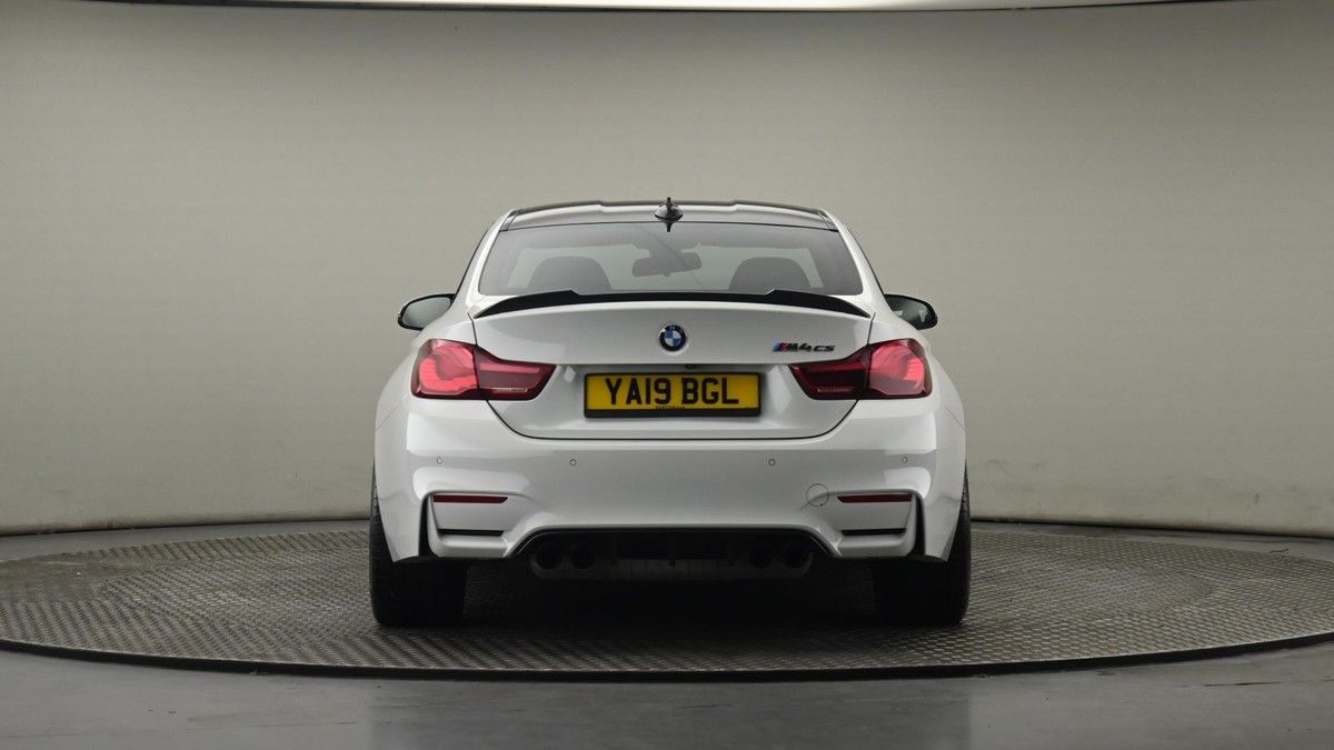 BMW M4 Image 25