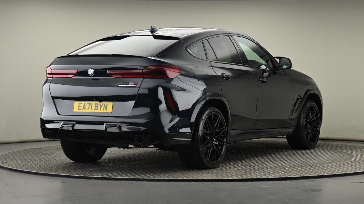 BMW X6 M Image 26