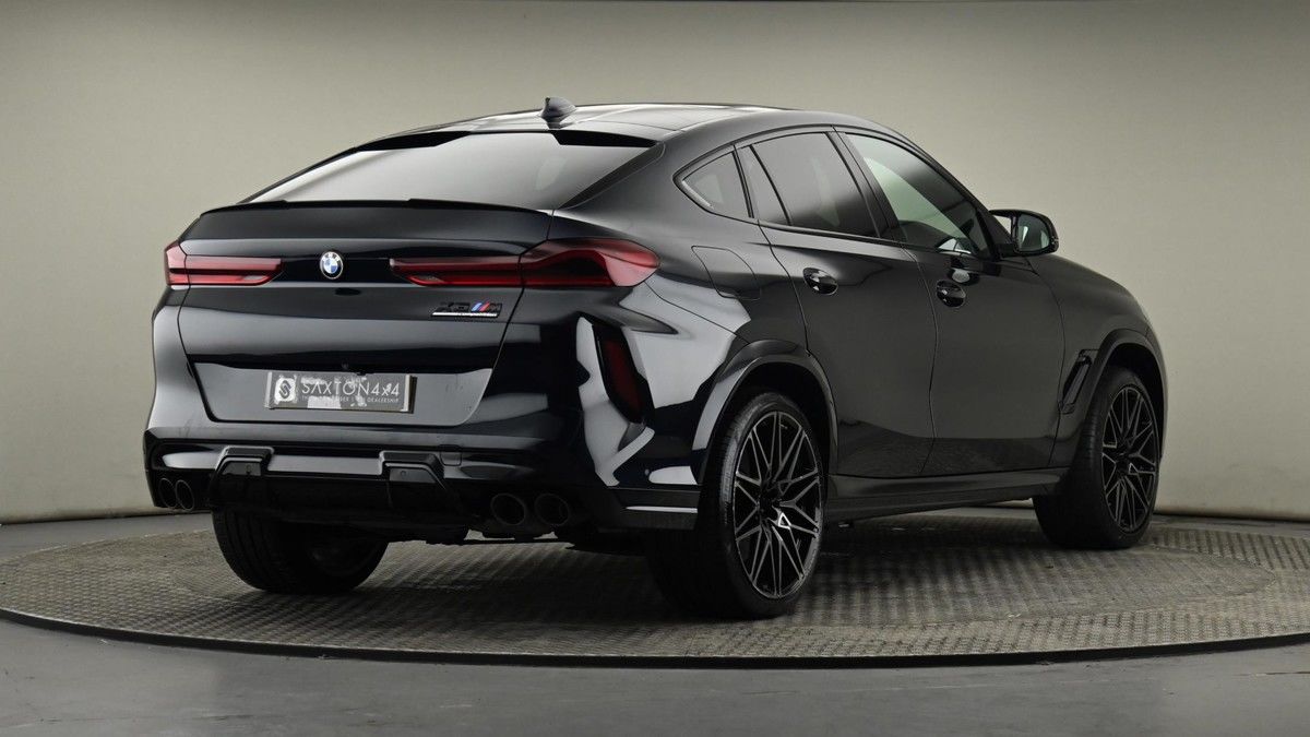 BMW X6 M Image 26