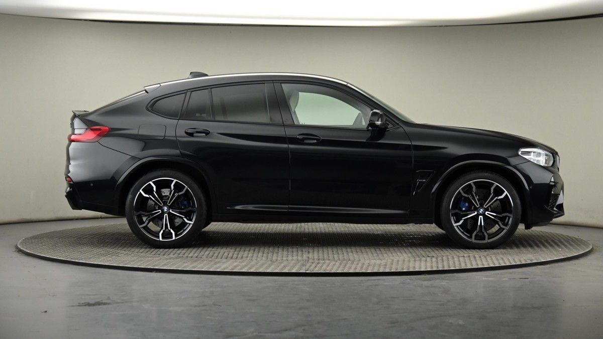 BMW X4 M Image 26