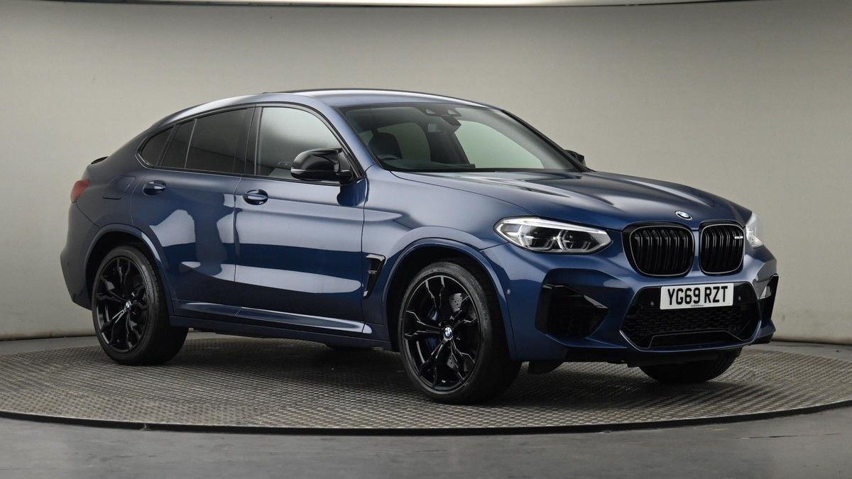 More views of BMW X4 M