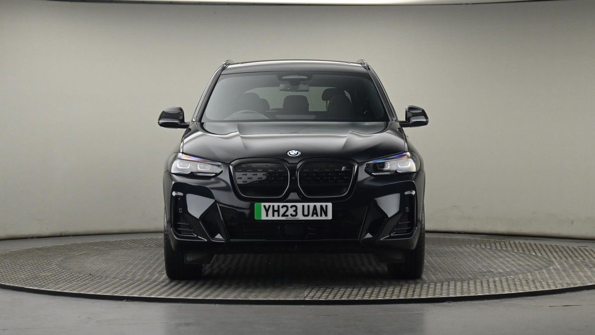 BMW iX3 Image 21