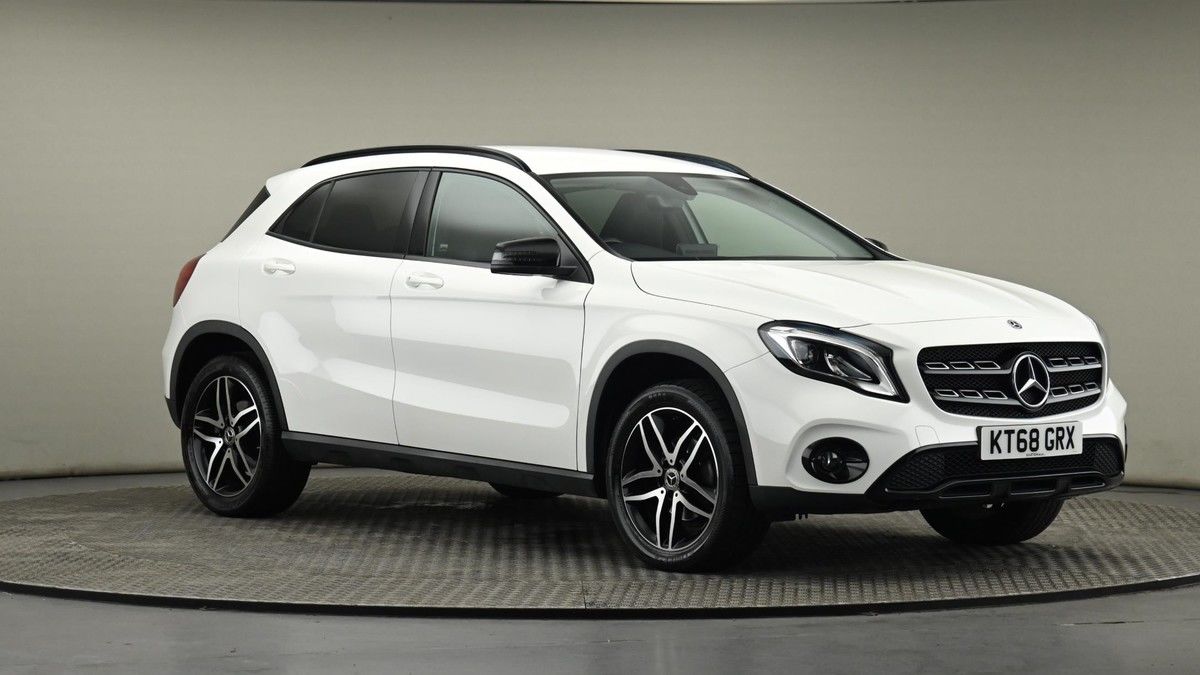 Mercedes-Benz GLA Image 19