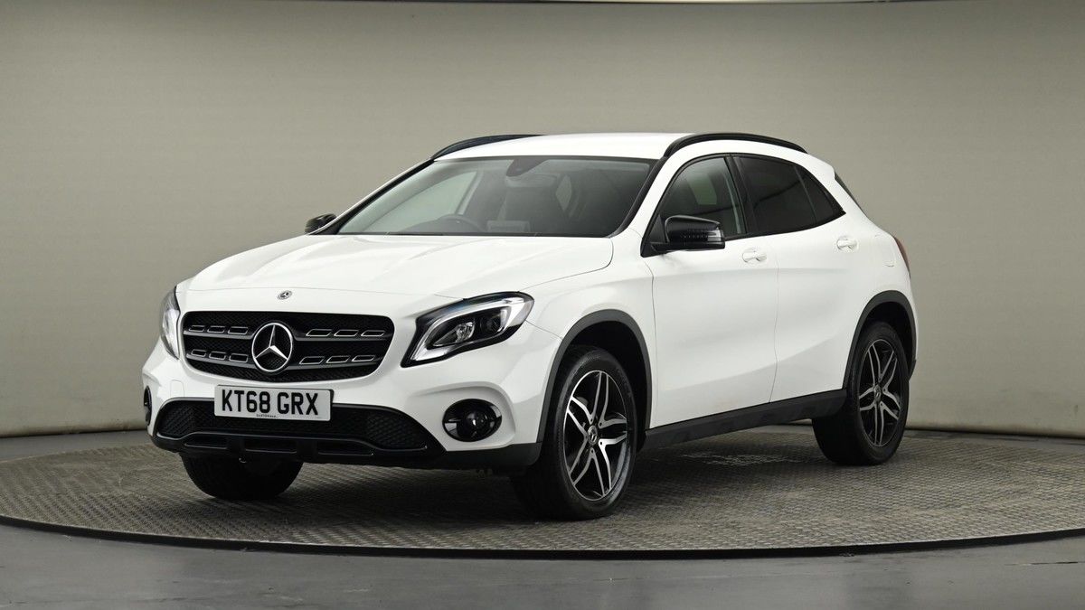 Mercedes-Benz GLA Image 21