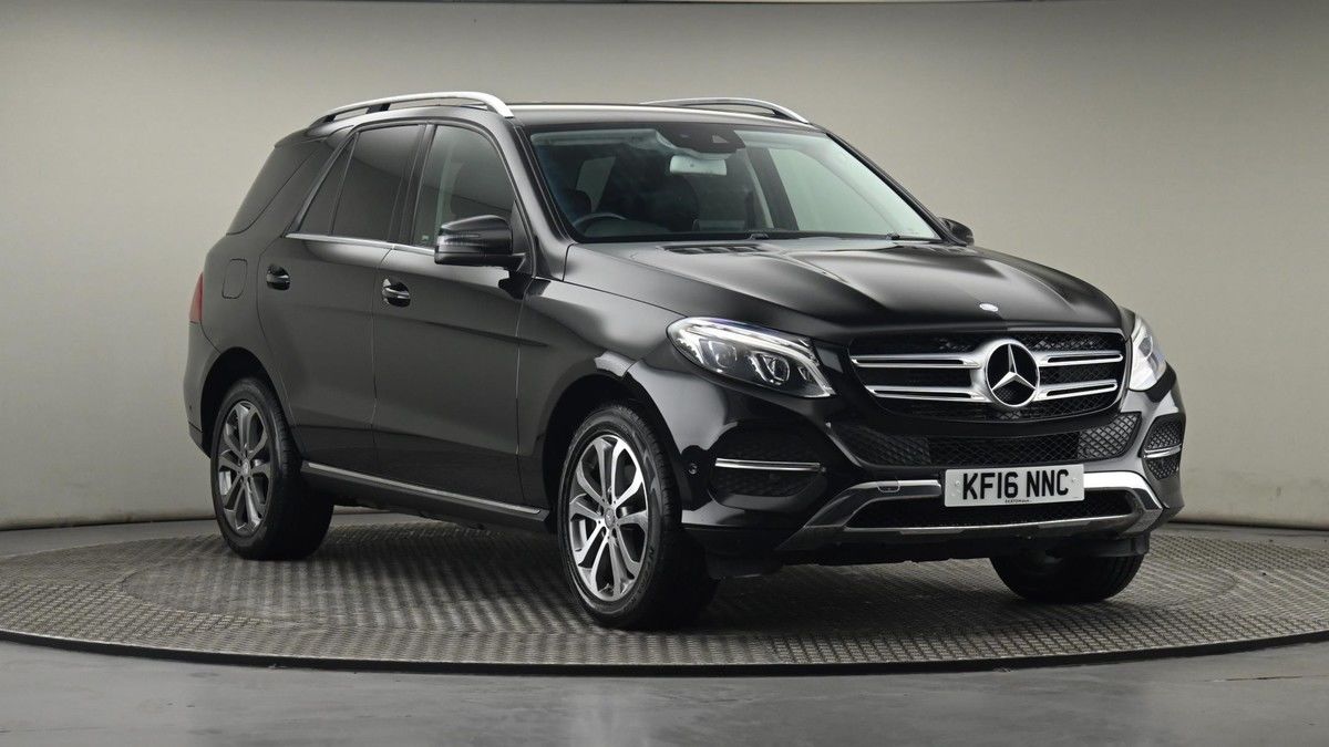 Mercedes-Benz GLE Sticky Header Image