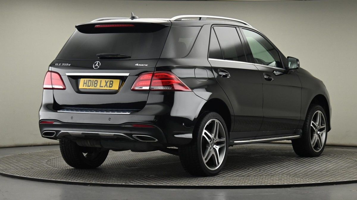 Mercedes-Benz GLE Image 26