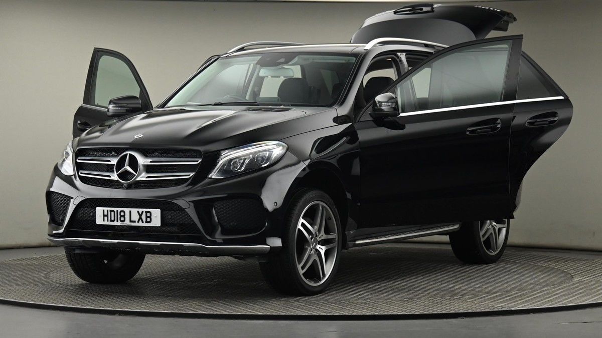 Mercedes-Benz GLE Image 28