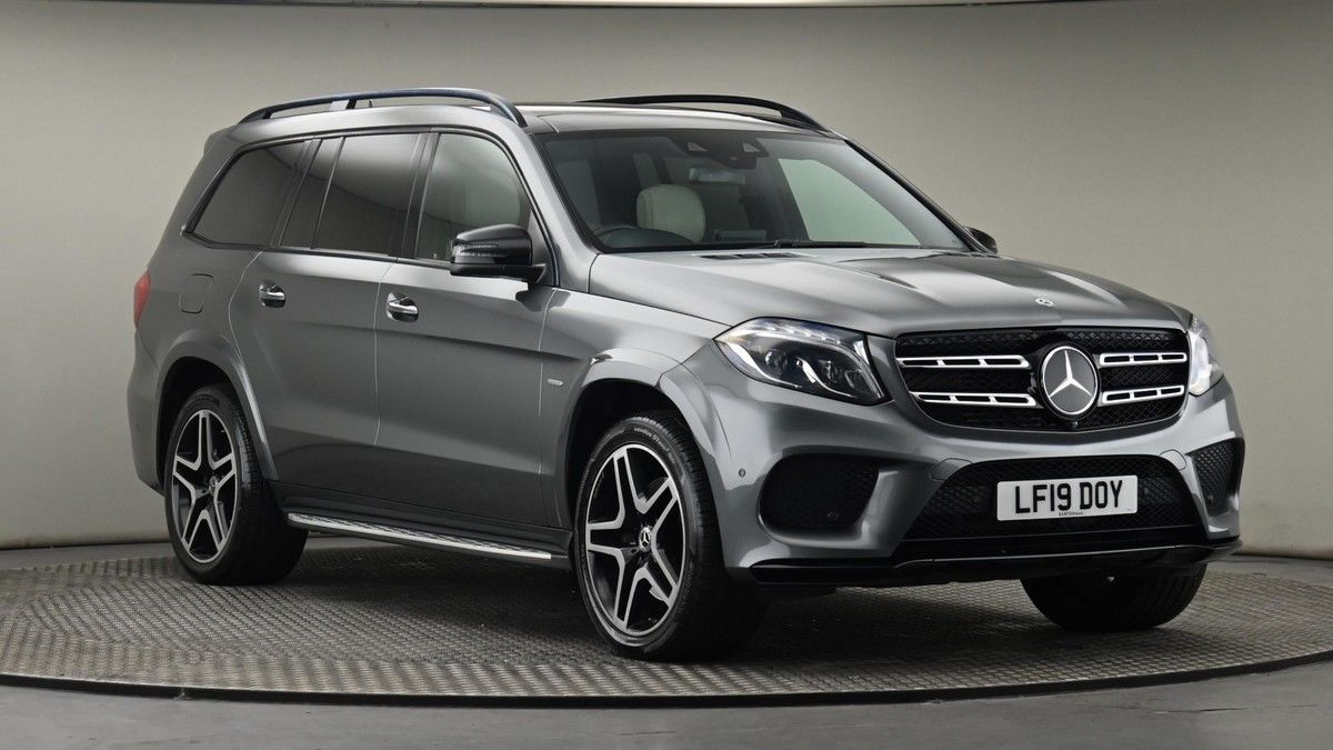 Mercedes-Benz GLS Sticky Header Image