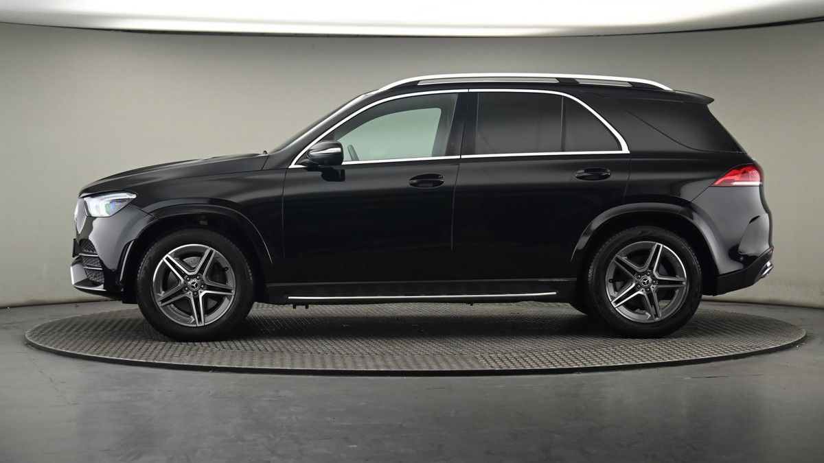 Mercedes-Benz GLE Image 23