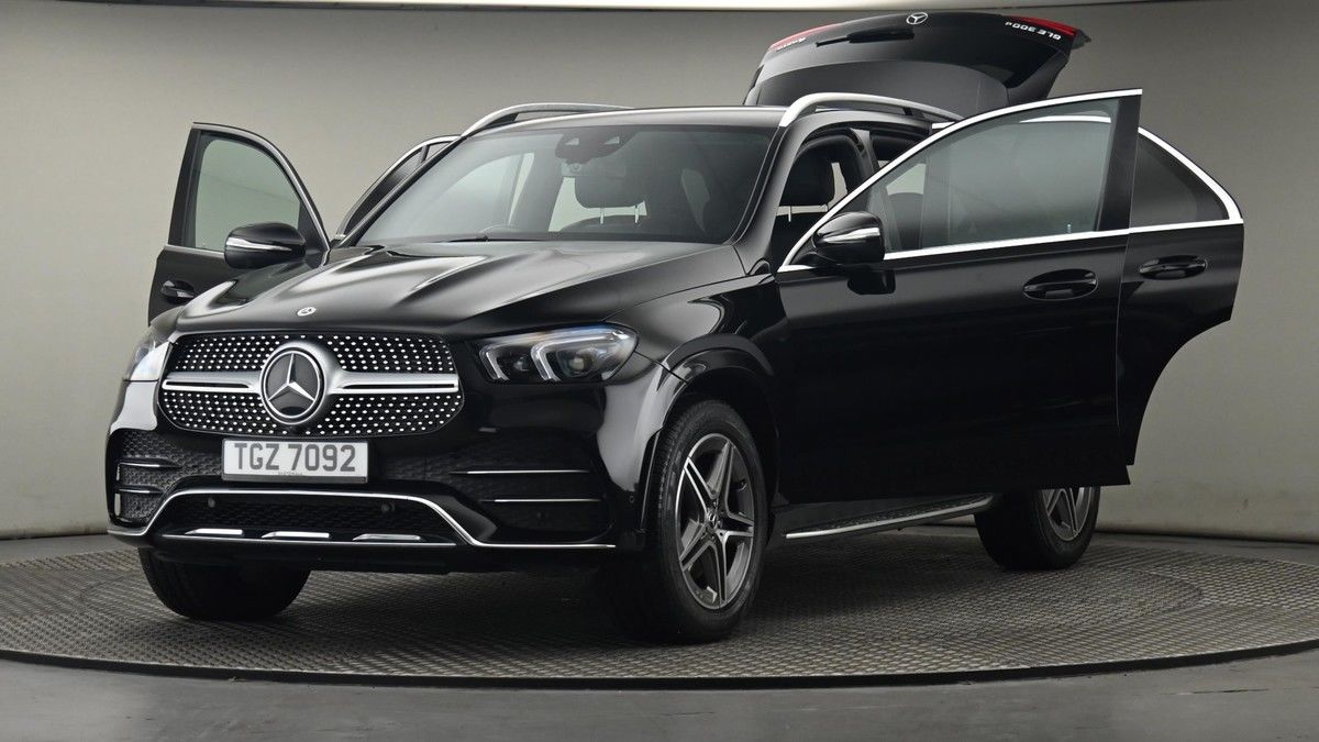 More views of Mercedes-Benz GLE