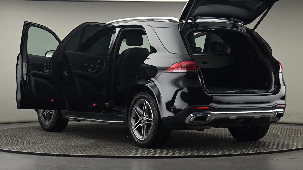 More views of Mercedes-Benz GLE