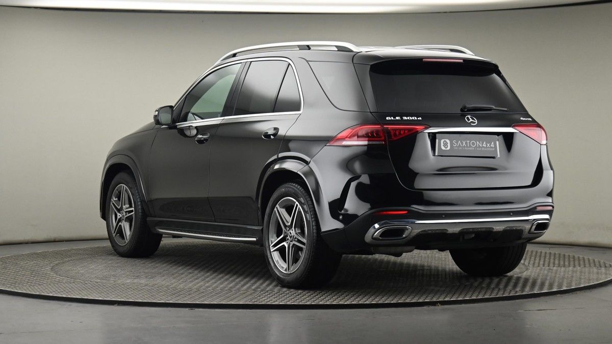 Mercedes-Benz GLE Image 24