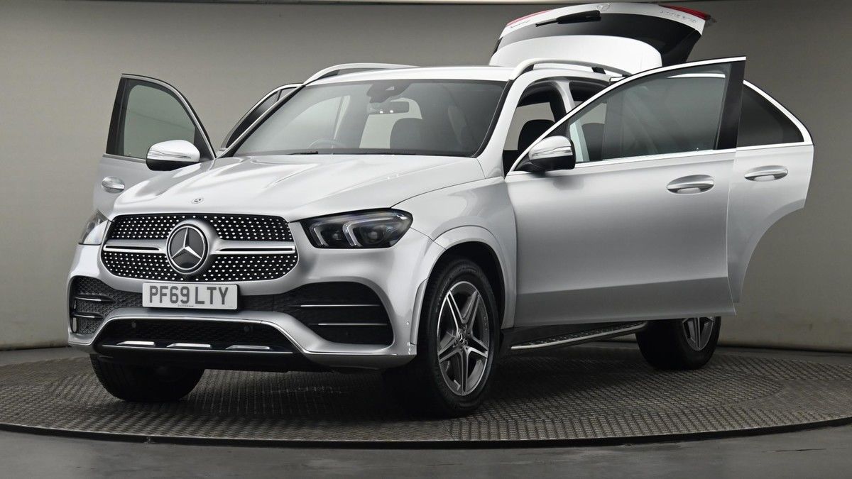 More views of Mercedes-Benz GLE