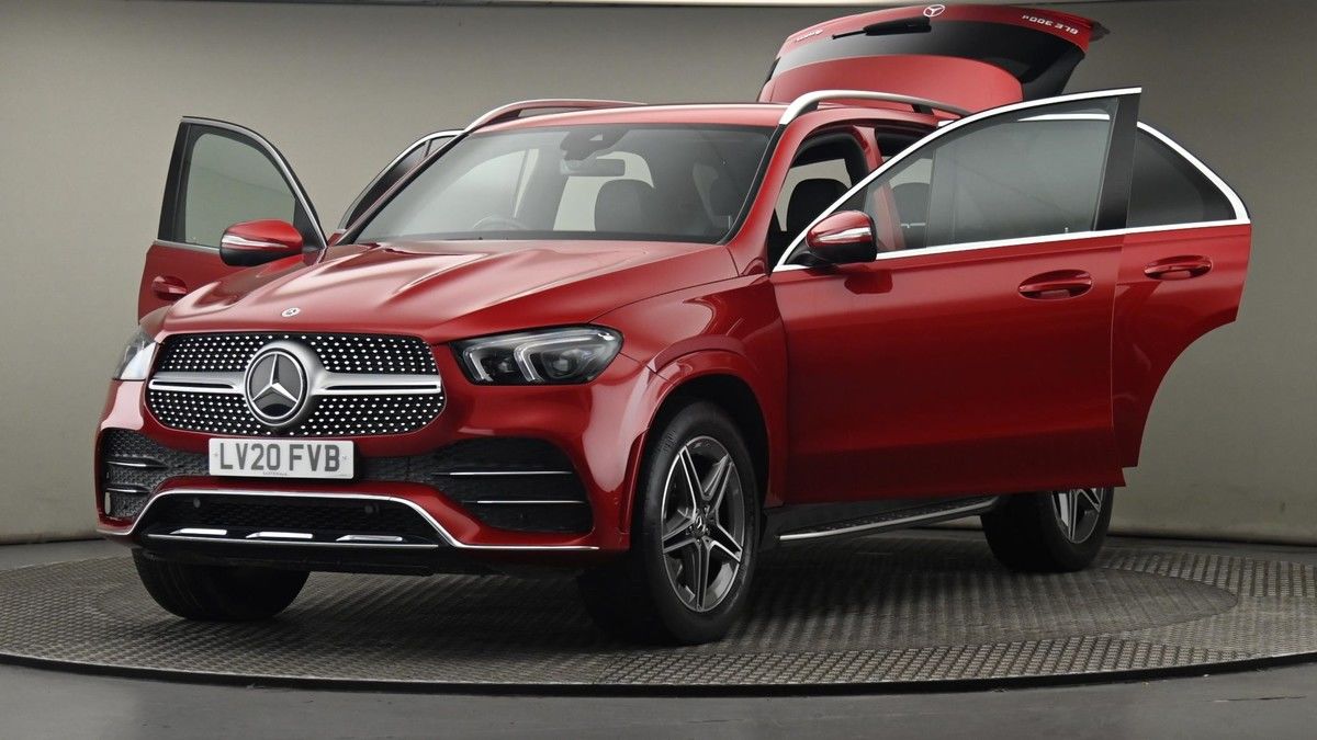 Mercedes-Benz GLE Image 28