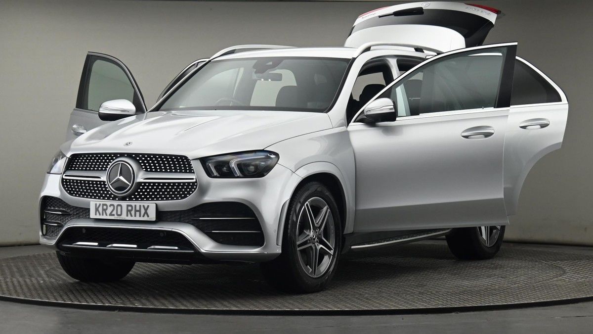 More views of Mercedes-Benz GLE