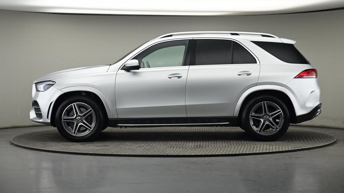 More views of Mercedes-Benz GLE