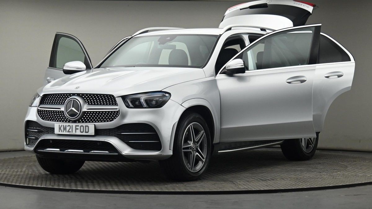 More views of Mercedes-Benz GLE