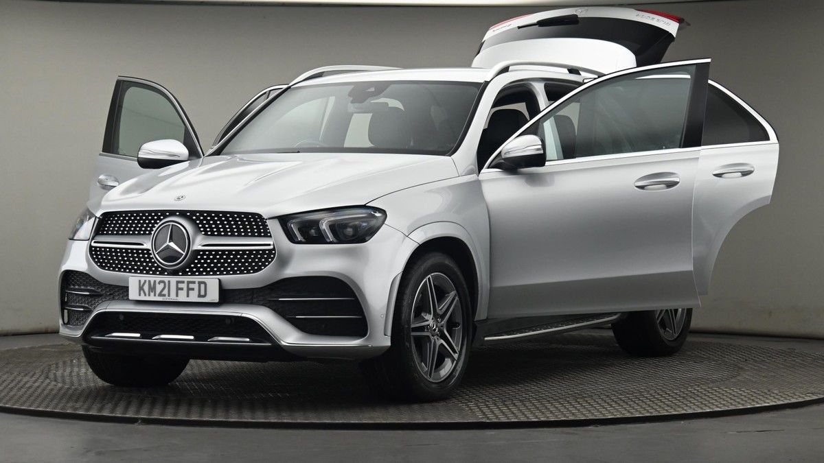 More views of Mercedes-Benz GLE