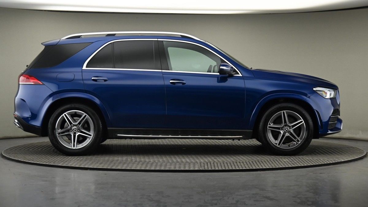 Mercedes-Benz GLE Image 26