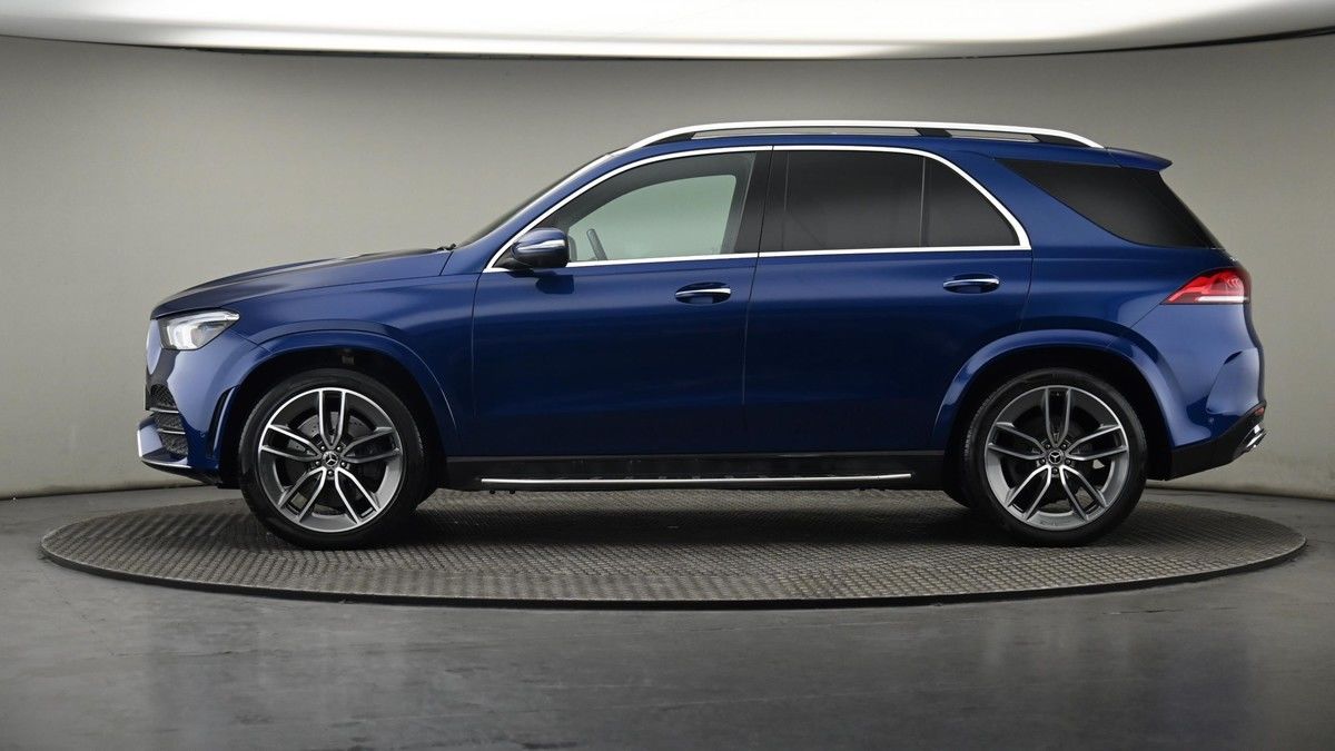 More views of Mercedes-Benz GLE