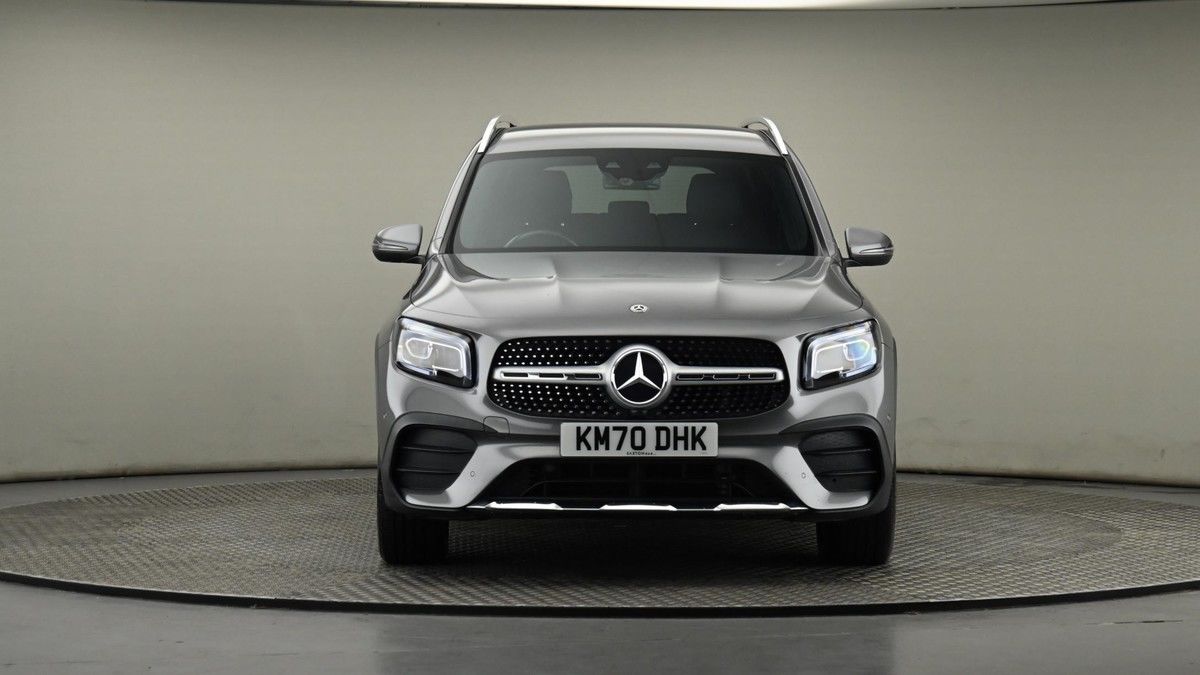 Mercedes-Benz GLB Image 21