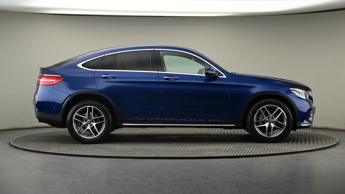 Mercedes-Benz GLC Image 27