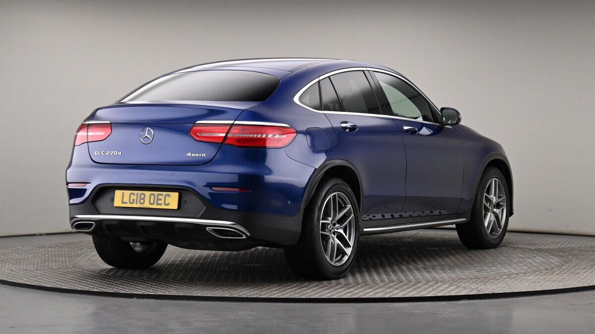 Mercedes-Benz GLC Image 26