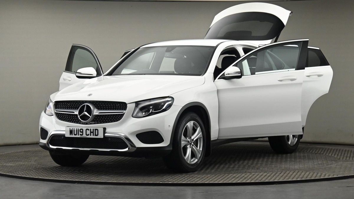 Mercedes-Benz GLC Image 28