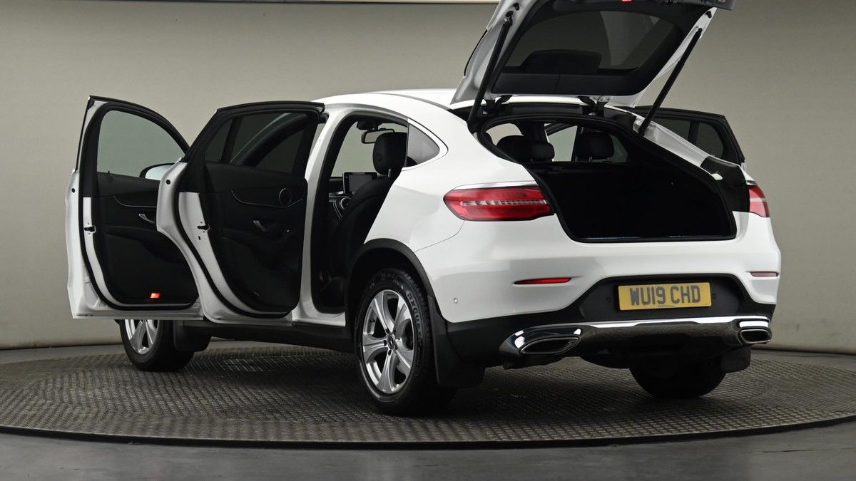 Mercedes-Benz GLC Image 29