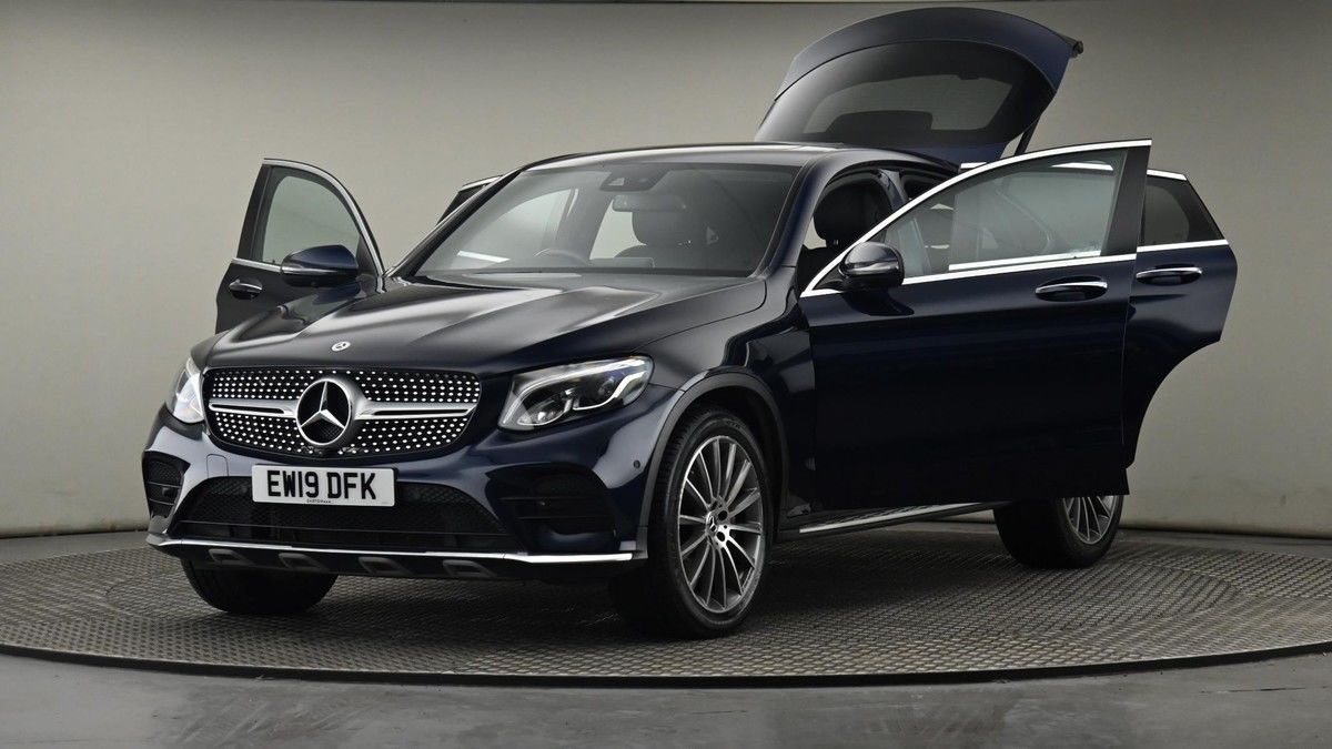 Mercedes-Benz GLC Image 28