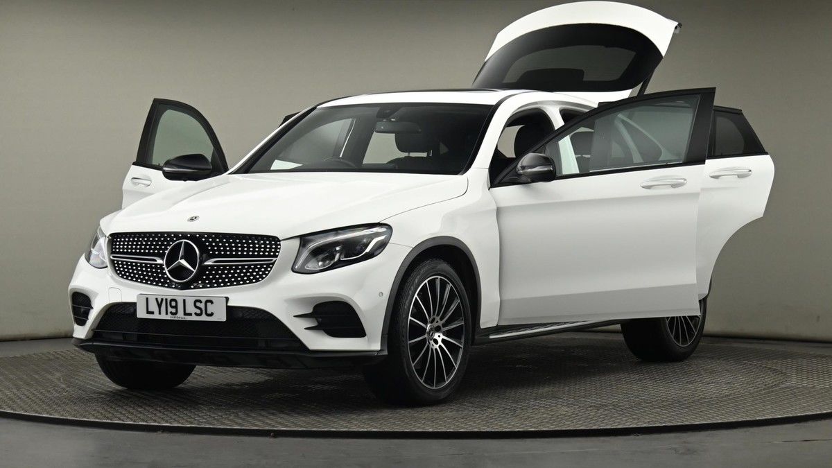 Mercedes-Benz GLC Image 28