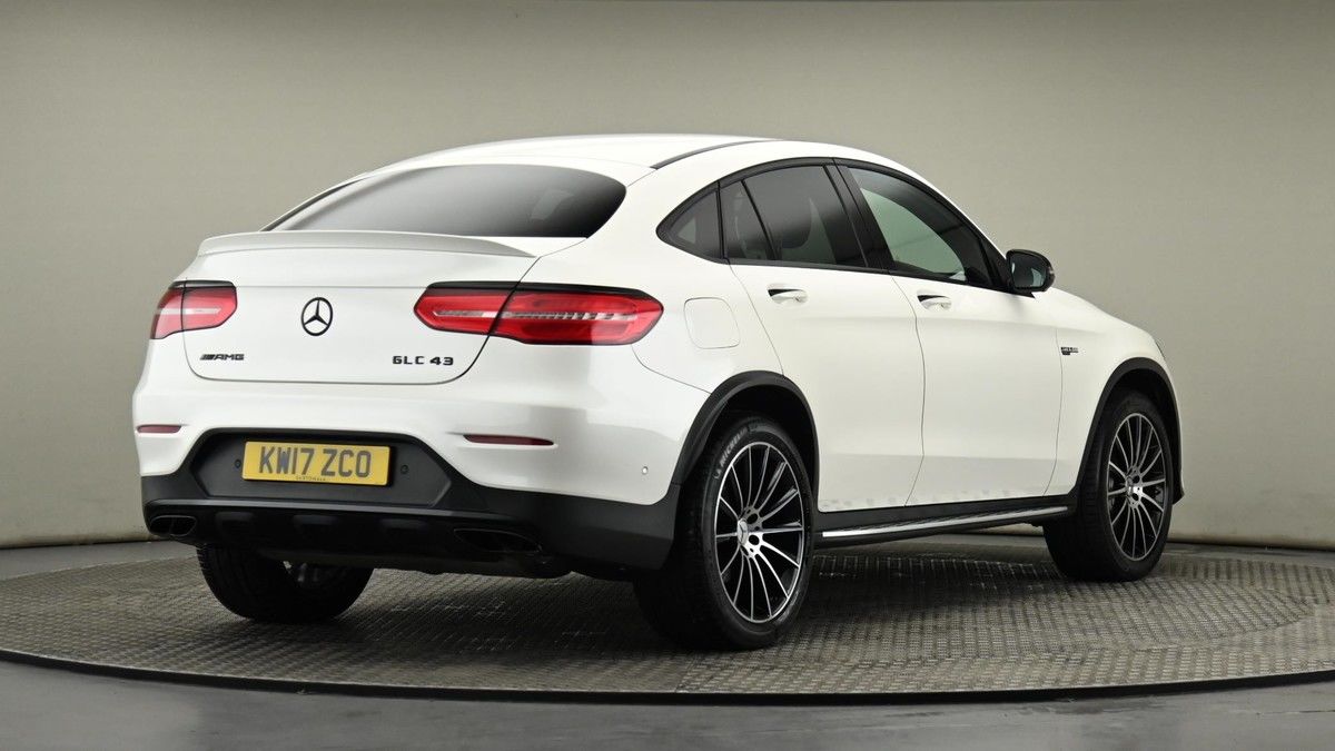 Mercedes-Benz GLC Image 26