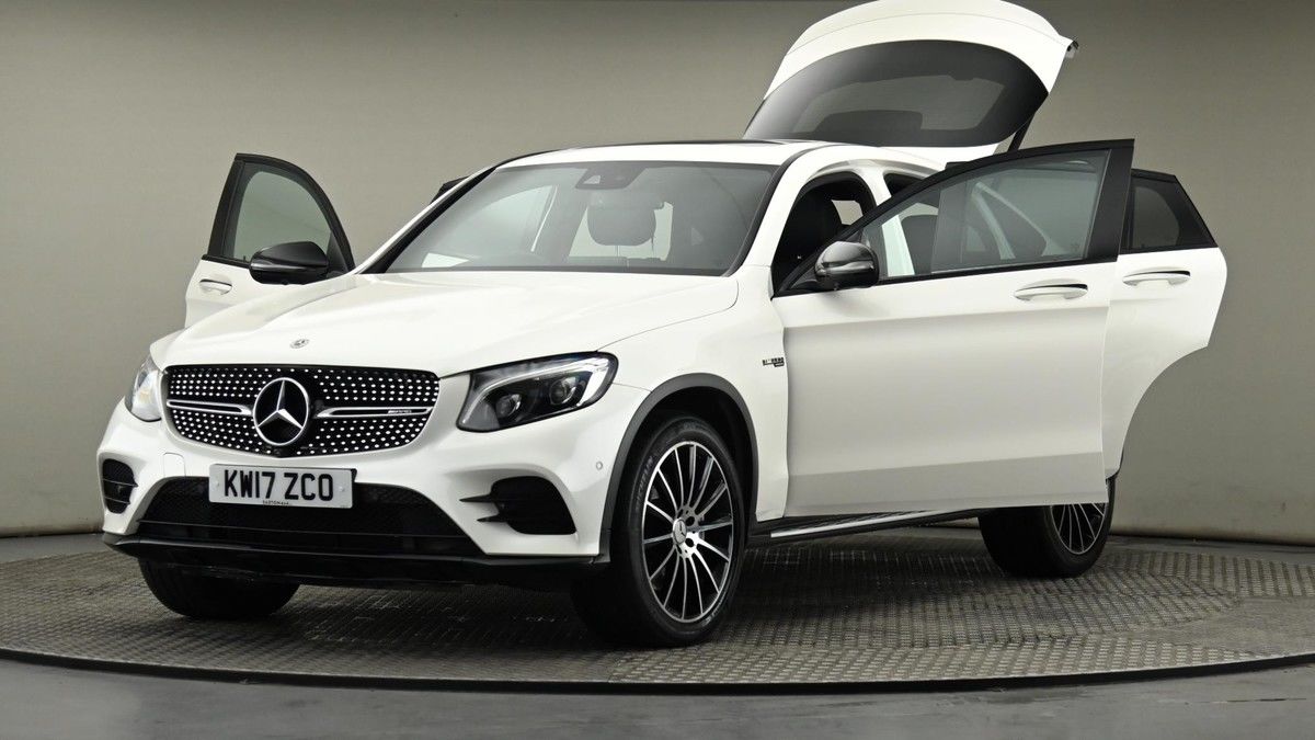 Mercedes-Benz GLC Image 28