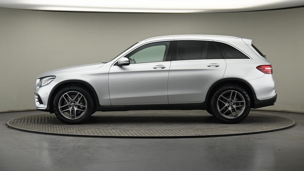 Mercedes-Benz GLC Image 23